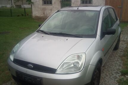 Ford Fiesta 169.050 km 750 € Markt Indersdorf 85229