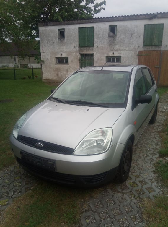 Ford Fiesta 169.050 km 750 € Markt Indersdorf 85229