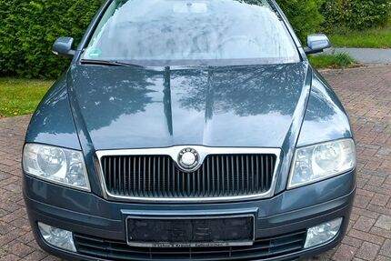 Skoda Octavia 274.000 km 1.299 &euro; wiemersdorf 24649