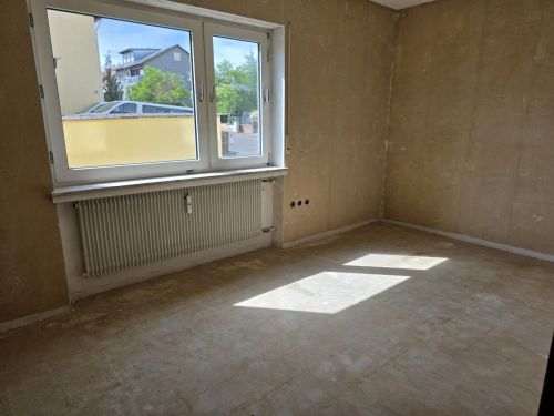 5-Zimmer-Eigentumswohnung mit Balkon, Garage und Stellplatz in 97714 Oerlenbach (ID 10685) - Erdgeschoßwohnung Oerlenbach Oerlenbach | Angebot:27030517
