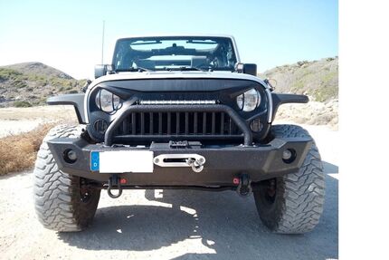 Jeep Wrangler 92.000 km 28.900 € Übersee 83236