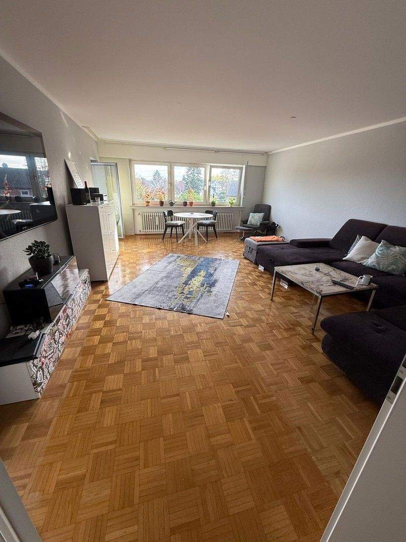 3,5 Zi-Wohnung 96qm, 2. OG, mit Balkon auf Wunsch mit neuem Bad gegen Aufpreis 3 zimmer
