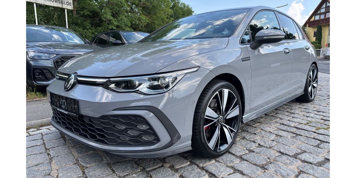 VW Golf 92.536 km 26.380 &euro; Haßfurt 97437