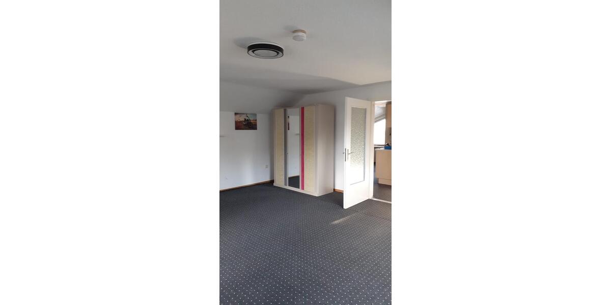 Dachgeschoßwohnung Neusäß - 1 Zimmer, 72 m&sup2;, 790&euro; | Angebot:25292406