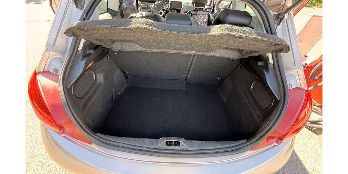 Peugeot 208 186.066 km 3.000 &euro; Geldersheim 97505