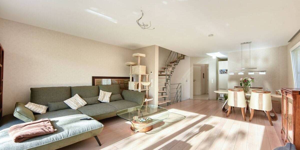 +++ 1-Fam.-DHH mit Garage, Stellplatz & Sauna - teilmöbliert inkl. EBK - ruhig, grün, gehoben - mind. 2 & max. 3 Jah... 5 zimmer