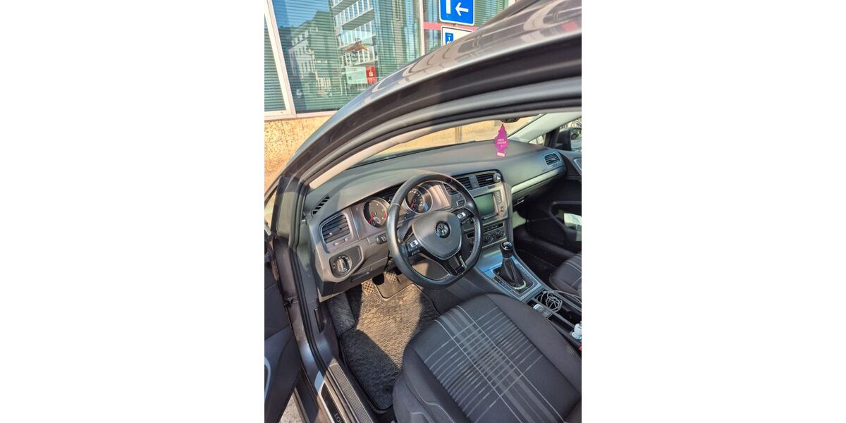 VW Golf 184.000 km 8.000 &euro; Moers kapellen 47447