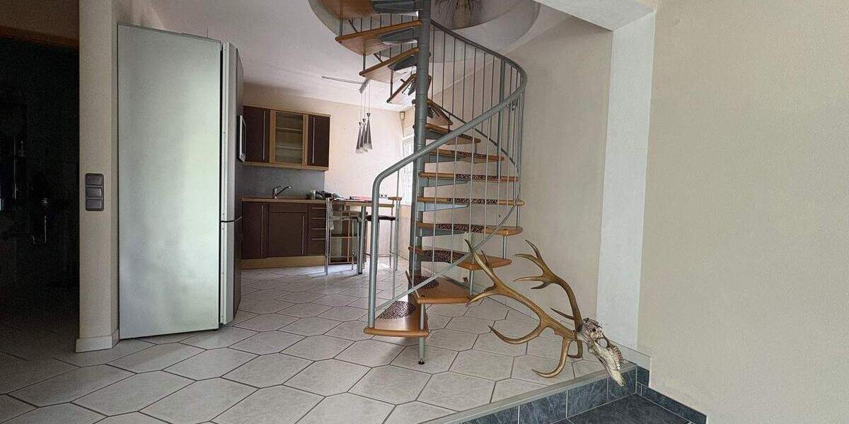 Einzigartiges 2-Familienhaus mit Charme und sonnigen Garten 5 zimmer