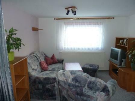 Erdgeschoßwohnung Allstedt - 2 Zimmer, 42 m&sup2;, 320&euro; | Angebot:9707398