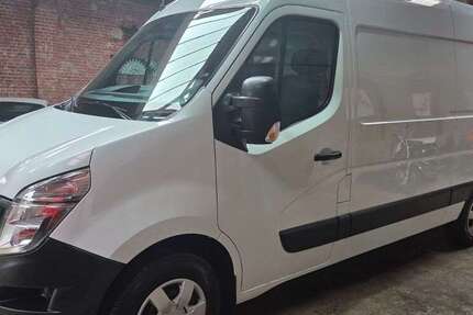 Nissan Interstar 147.865 km 14.980 &euro; Hilden 40721