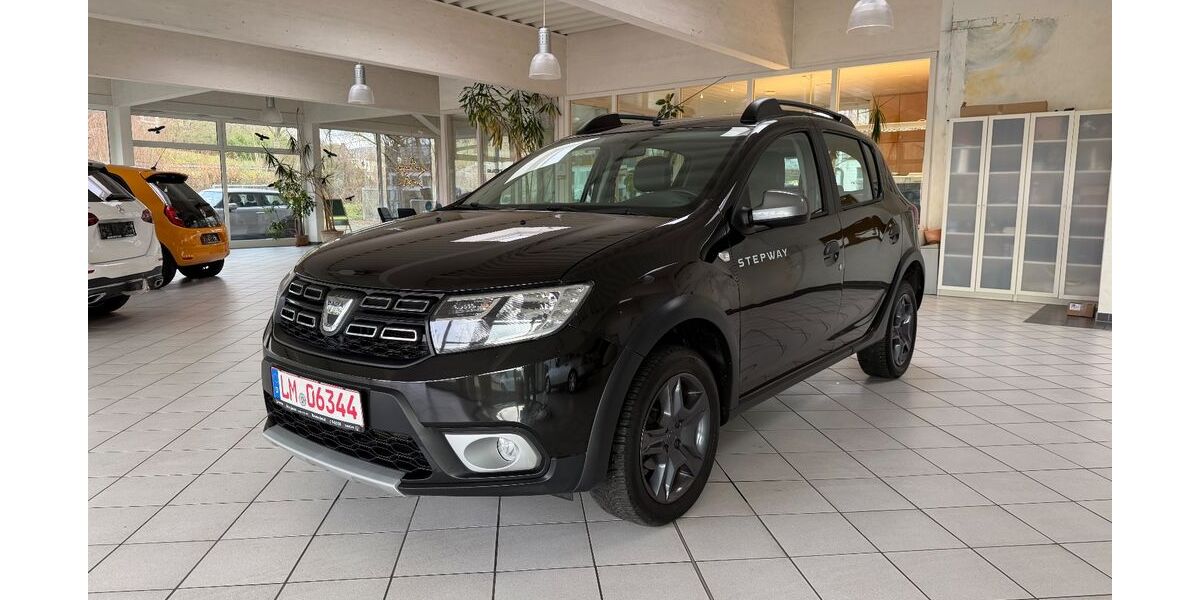 Dacia Sandero 80.000 km 8.499 &euro; Selters 65618