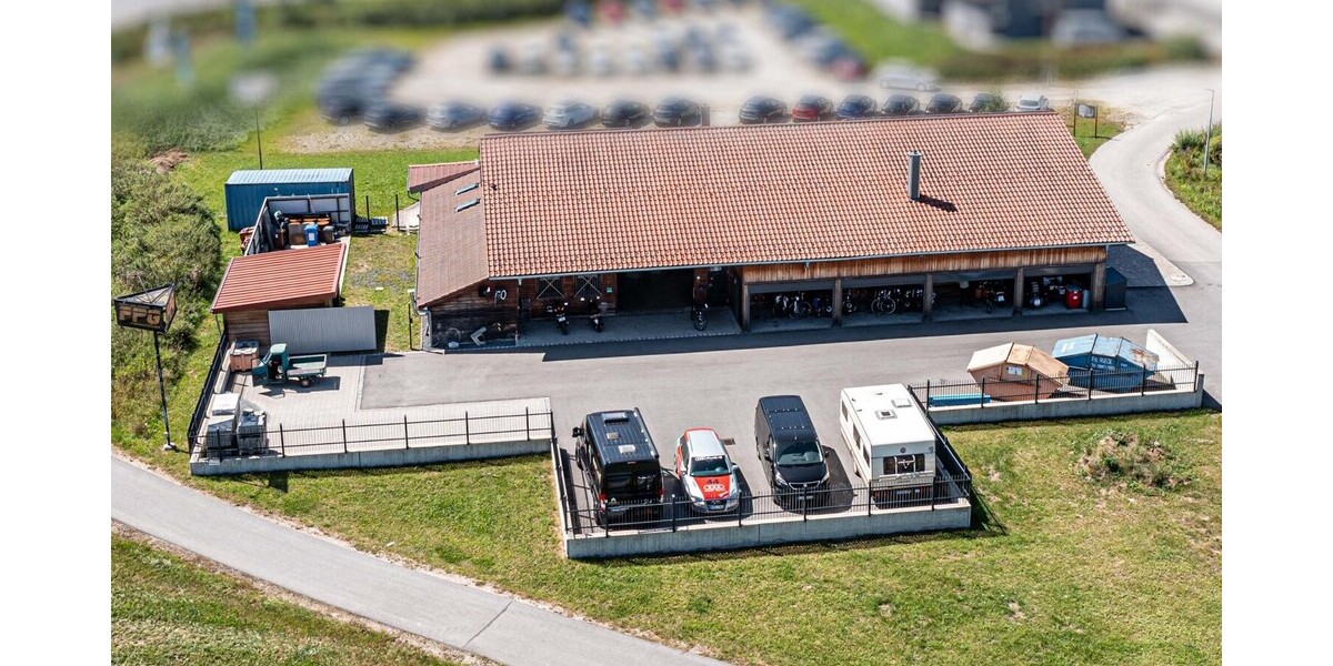 Vielseitige Werkstatt mit großzügiger Freifläche und Raum für Ideen - Gewerbeobjekt Eschlkam | Angebot:24787949