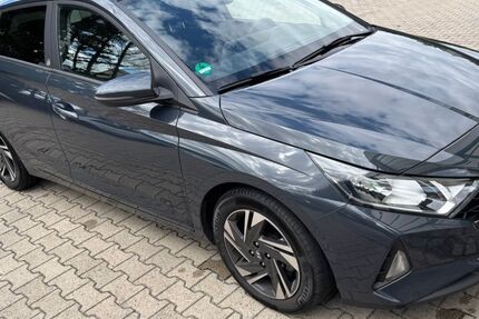 Hyundai i20 32.000 km 16.200 € Lauter - Bernsbach 08315