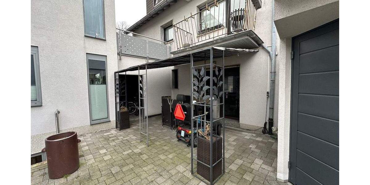 Mehrfamilienhaus, Wohnhaus Neuss Rosellen - 7 Zimmer, 155 m&sup2;, 495.000&euro; | Angebot:24423970