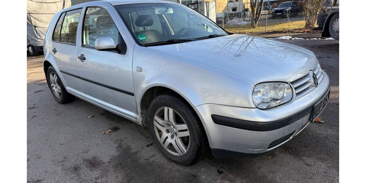 VW Golf 364.870 km 850 &euro; Emmering 82275