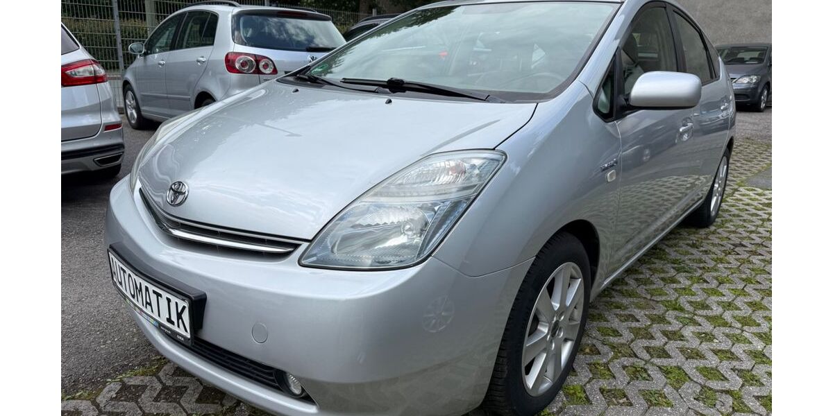 Toyota Prius 125.000 km 5.990 &euro; Lüdenscheid 58507