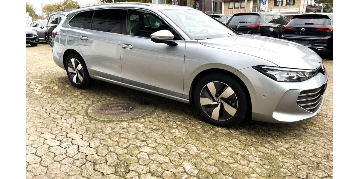 VW Passat Variant 22.600 km 34.900 &euro; Bremen 28259