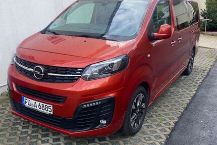 Opel Zafira Life 62.564 km 37.400 € Oberasbach 90522