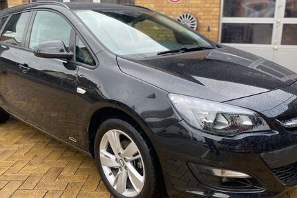 Opel Astra 93.083 km 8.990 € Leipzig 04178