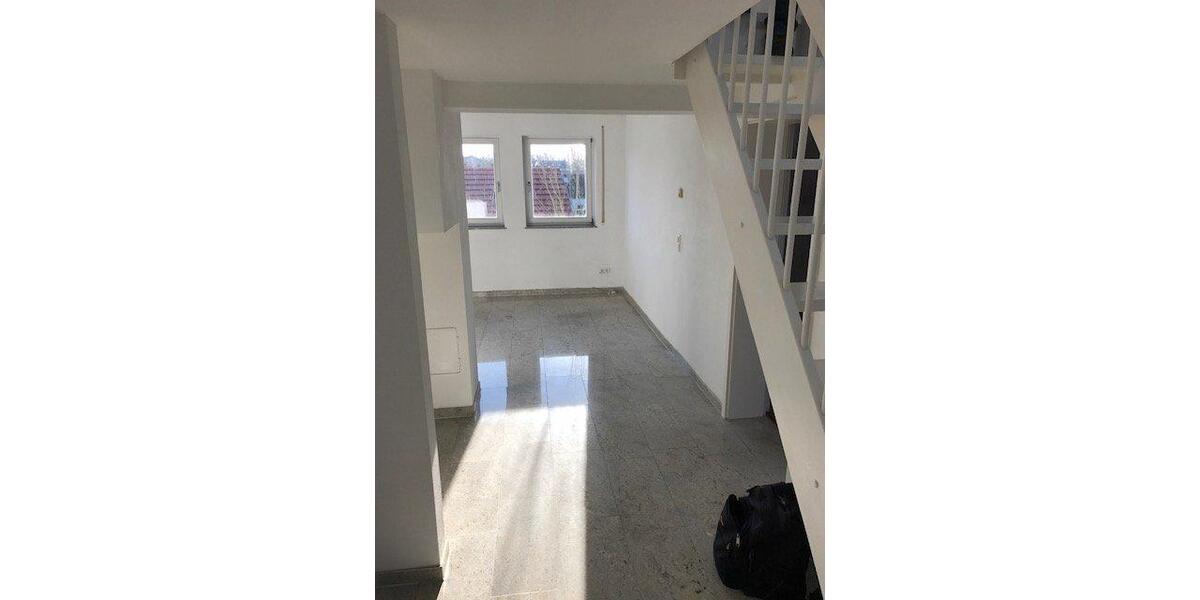 Dachgeschoßwohnung Potsdam Babelsberg - 2 Zimmer, 101 m&sup2;, 1.400&euro; | Angebot:26251006