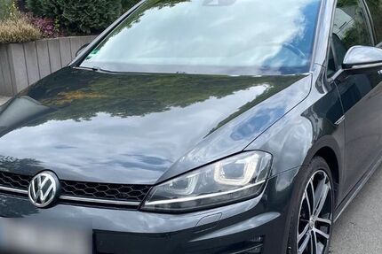 VW Golf 173.400 km 15.750 &euro; Daun 54550