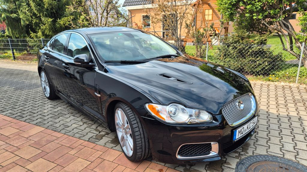 Jaguar XF 115.000 km 20.800 &euro; Merseburg 06217