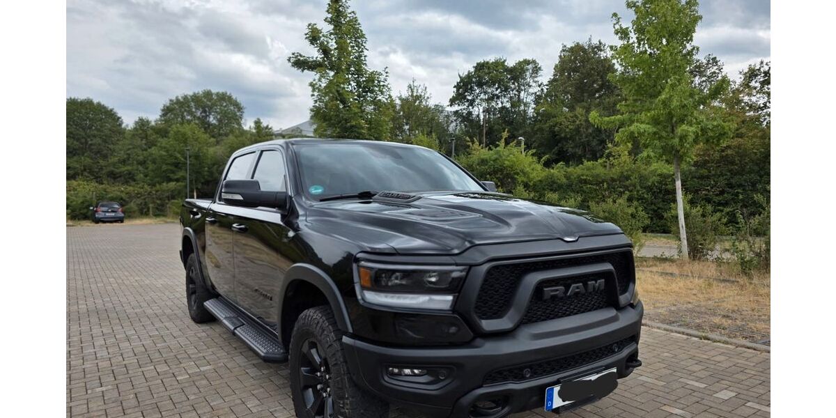 Dodge RAM 63.000 km 45.900 &euro; Neu-Isenburg 63263