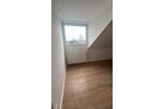 Dachgeschoßwohnung Mönchengladbach Ost - 2 Zimmer, 65 m&sup2;, 900&euro; | Angebot:25903163