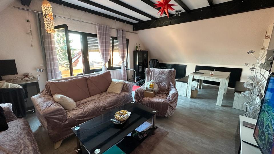 Dachgeschoßwohnung Heilbronn Böckingen - 4 Zimmer, 74 m&sup2;, 275.000&euro; | Angebot:25368878