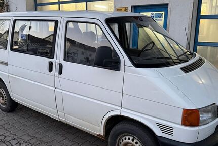 VW T4 Caravelle 185.000 km 3.990 &euro; Massing 84323