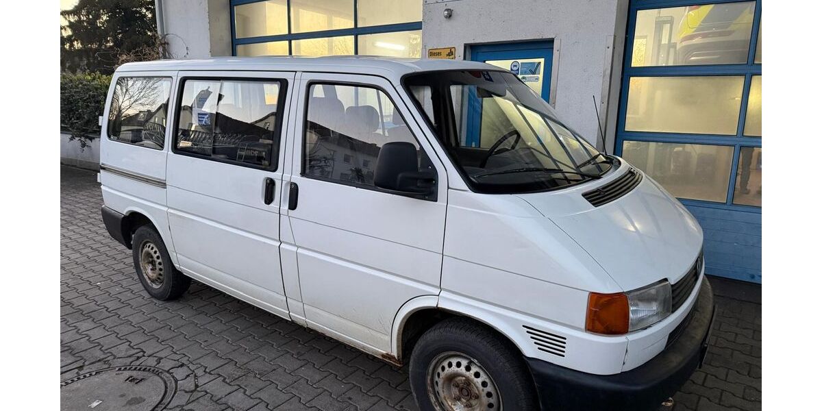 VW T4 Caravelle 185.000 km 3.990 &euro; Massing 84323