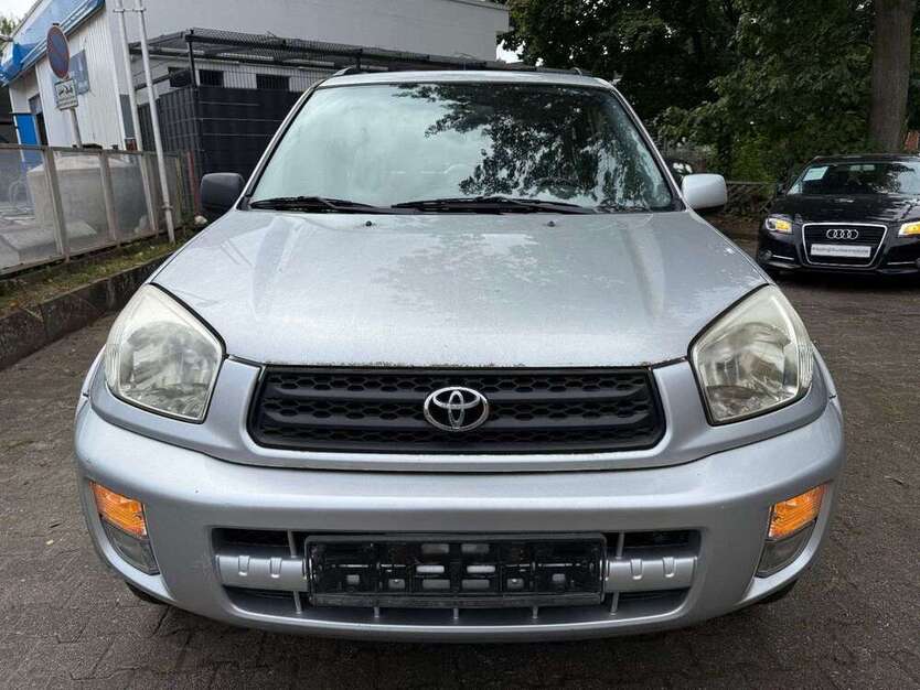 RAV 4