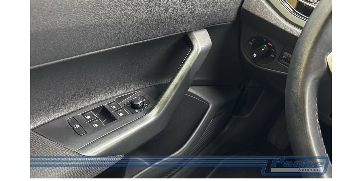 VW Polo R-Line 1.0 TSI DSG*ACC*LED*SHZ*PDC*Cockpit* 21.081 km 19.990 &euro; Berlin 13187