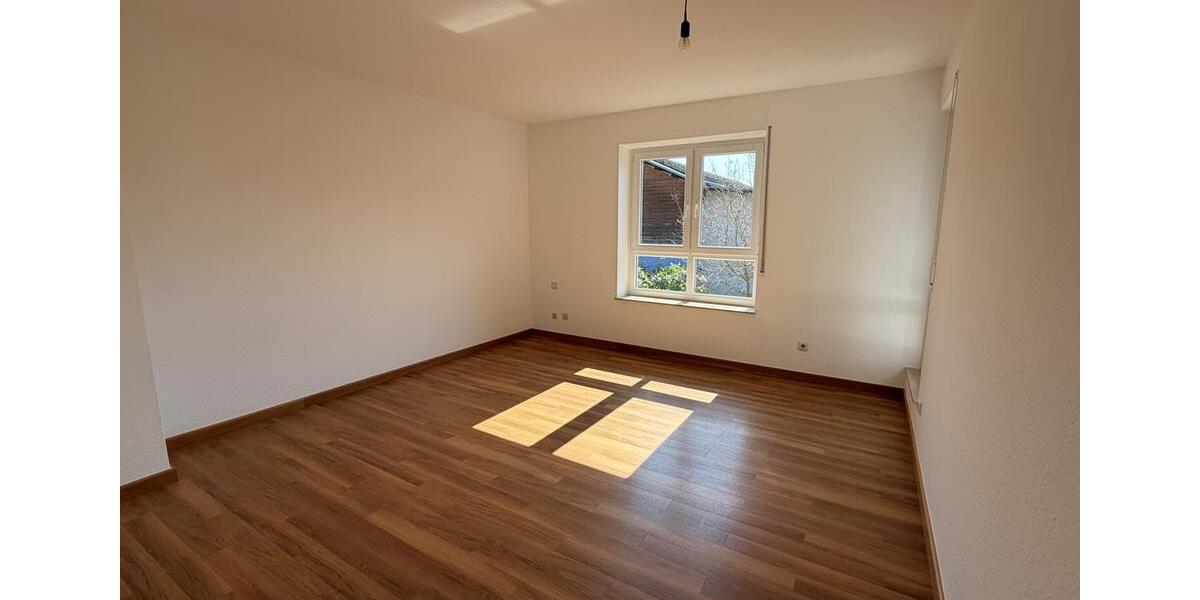 Maisonettenwohnung Lorsch - 4 Zimmer, 146 m&sup2;, 1.500&euro; | Angebot:25852752