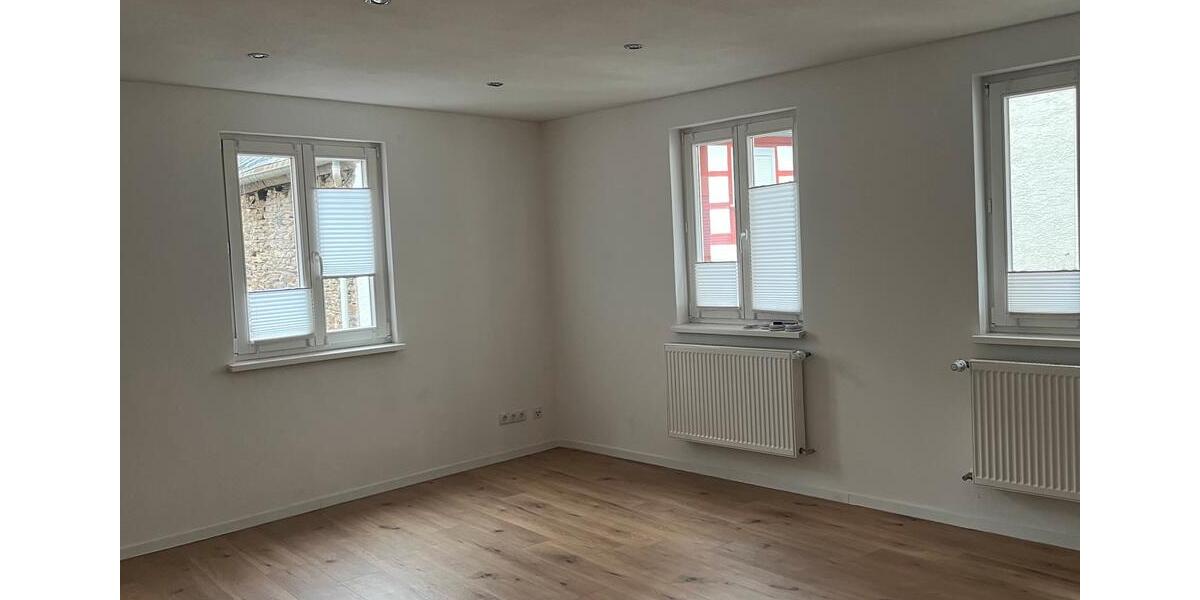 Einfamilienhaus Briedel - 4 Zimmer, 130 m&sup2;, 805&euro; | Angebot:26164033