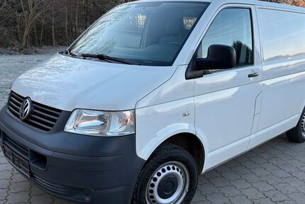 VW T5 Transporter 215.000 km 7.200 &euro; Falkenberg 84326