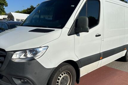 Mercedes-Benz Sprinter 245.000 km 17.900 &euro; München 81243