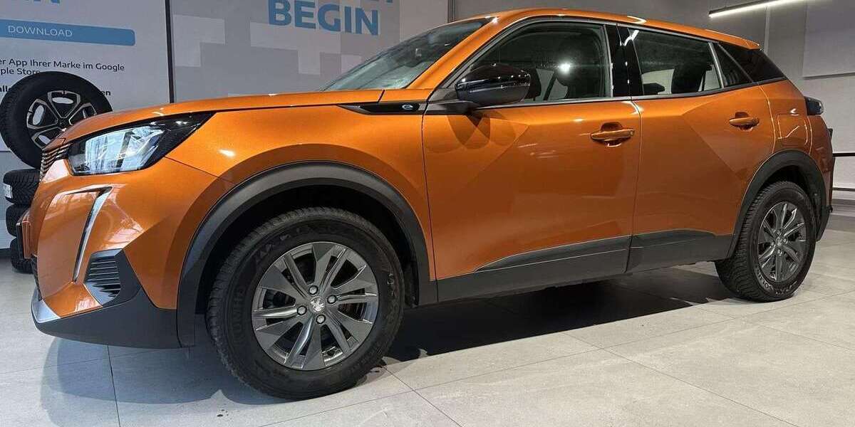 Peugeot 2008 33.089 km 16.880 &euro; Augsburg 86179