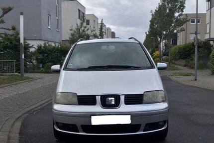 Seat Alhambra 300.000 km 2.300 &euro; Wiesbaden 65199