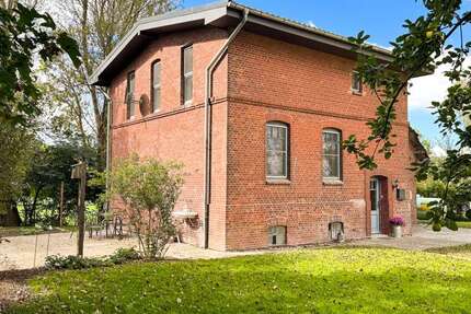 Haus zum Kaufen in Oldenswort 285.000 € 89 m² 4 zimmer