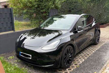 Tesla Model Y 49.300 km 34.990 &euro; Mühltal 64367