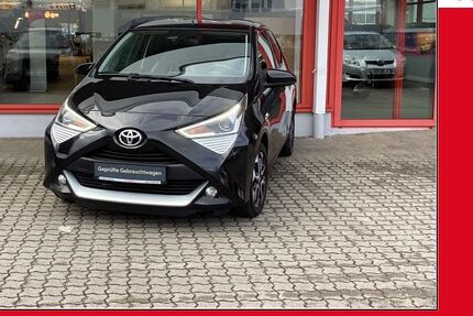 Toyota Aygo (X) 33.300 km 13.290 &euro; Augsburg-Lechhausen 86165