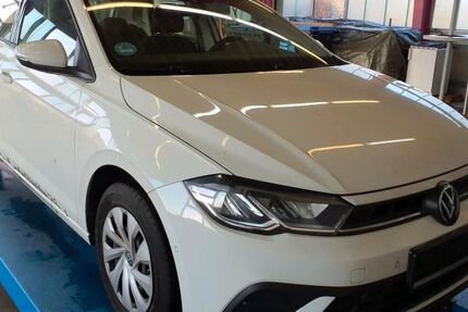 VW Polo 16.847 km 15.899 &euro; Hannover 30419