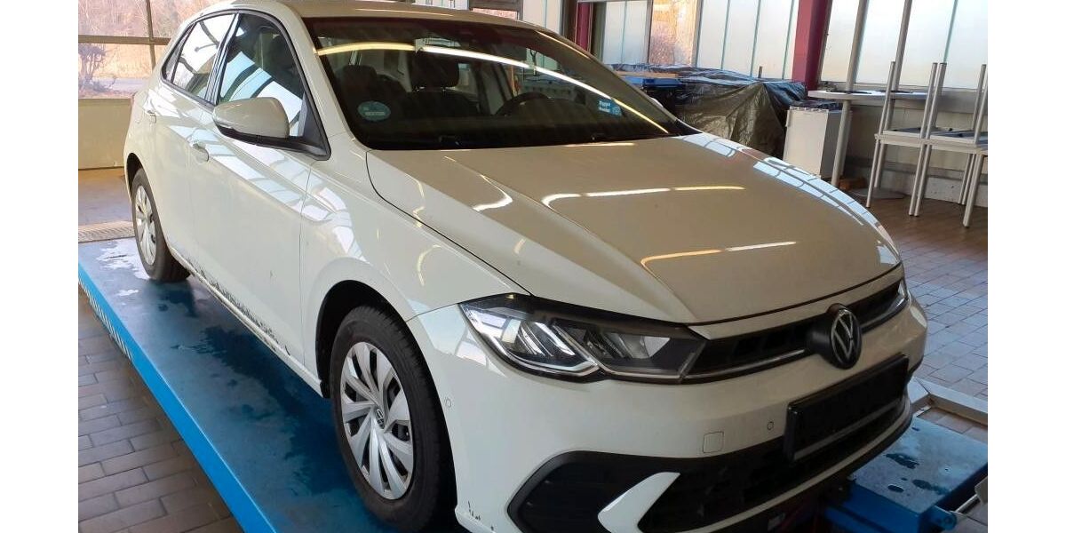 VW Polo 16.847 km 15.899 &euro; Hannover 30419