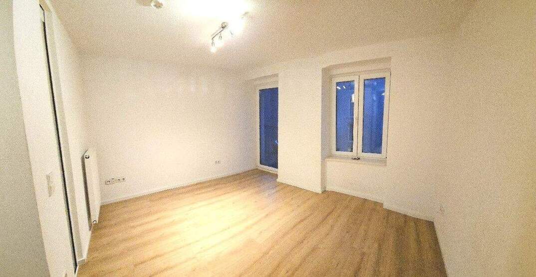 Sorglos-Studentenwohnung mit Balkon - direkt an der Uni! All-Inclusive! 1 zimmer