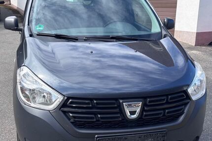 Dacia Dokker 156.000 km 5.200 &euro; Coburg 96450