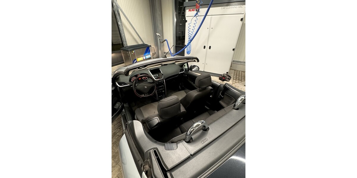 Peugeot 207 CC 163.165 km 5.200 &euro; Heilbronn 74072