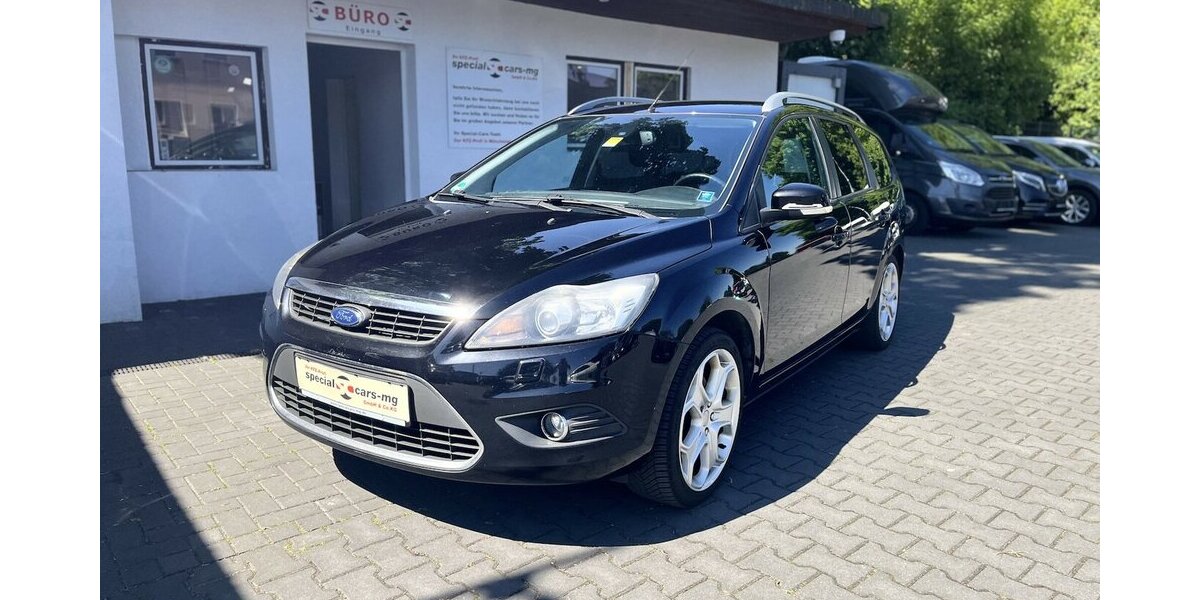 Ford Focus Titanium / LPG / Sitzheizung / Xenon / AHK 299.000 km 2.900 &euro; Mönchengladbach 41066