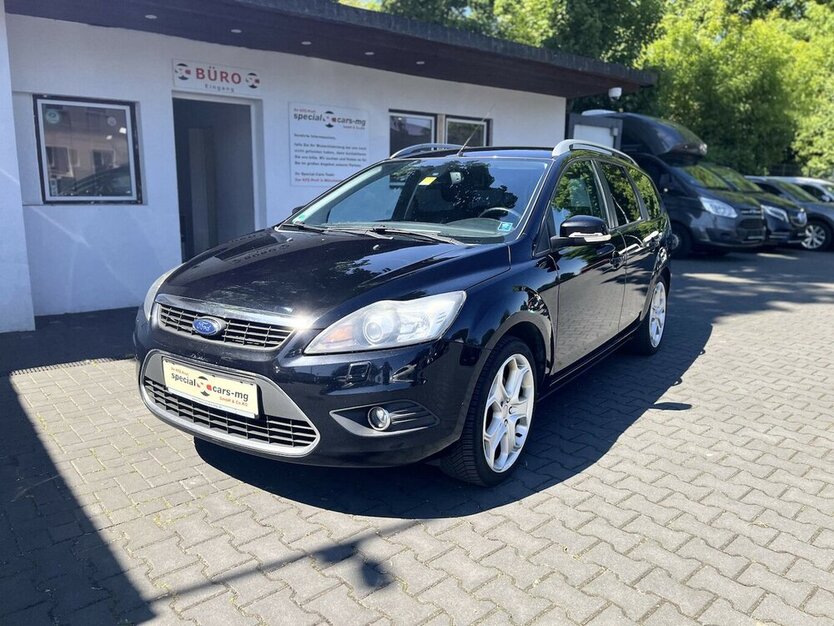 Ford Focus Titanium / LPG / Sitzheizung / Xenon / AHK 299.000 km 3.990 € Mönchengladbach 41066