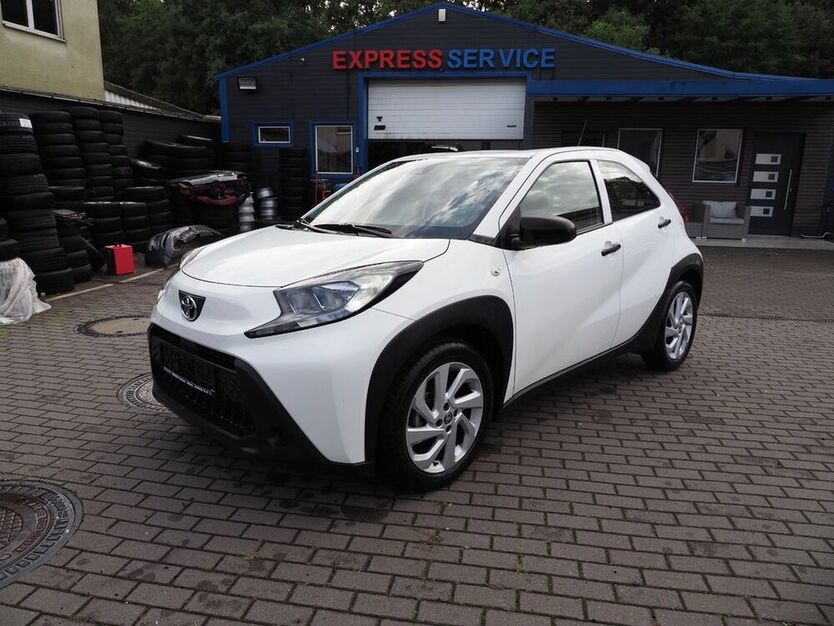 Aygo (X)